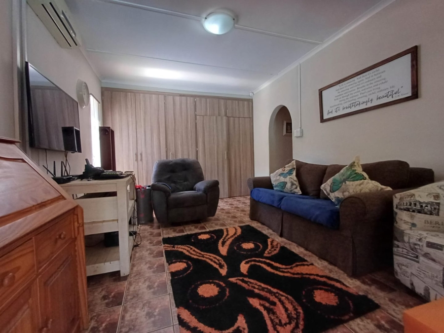 3 Bedroom Property for Sale in Stilfontein North West